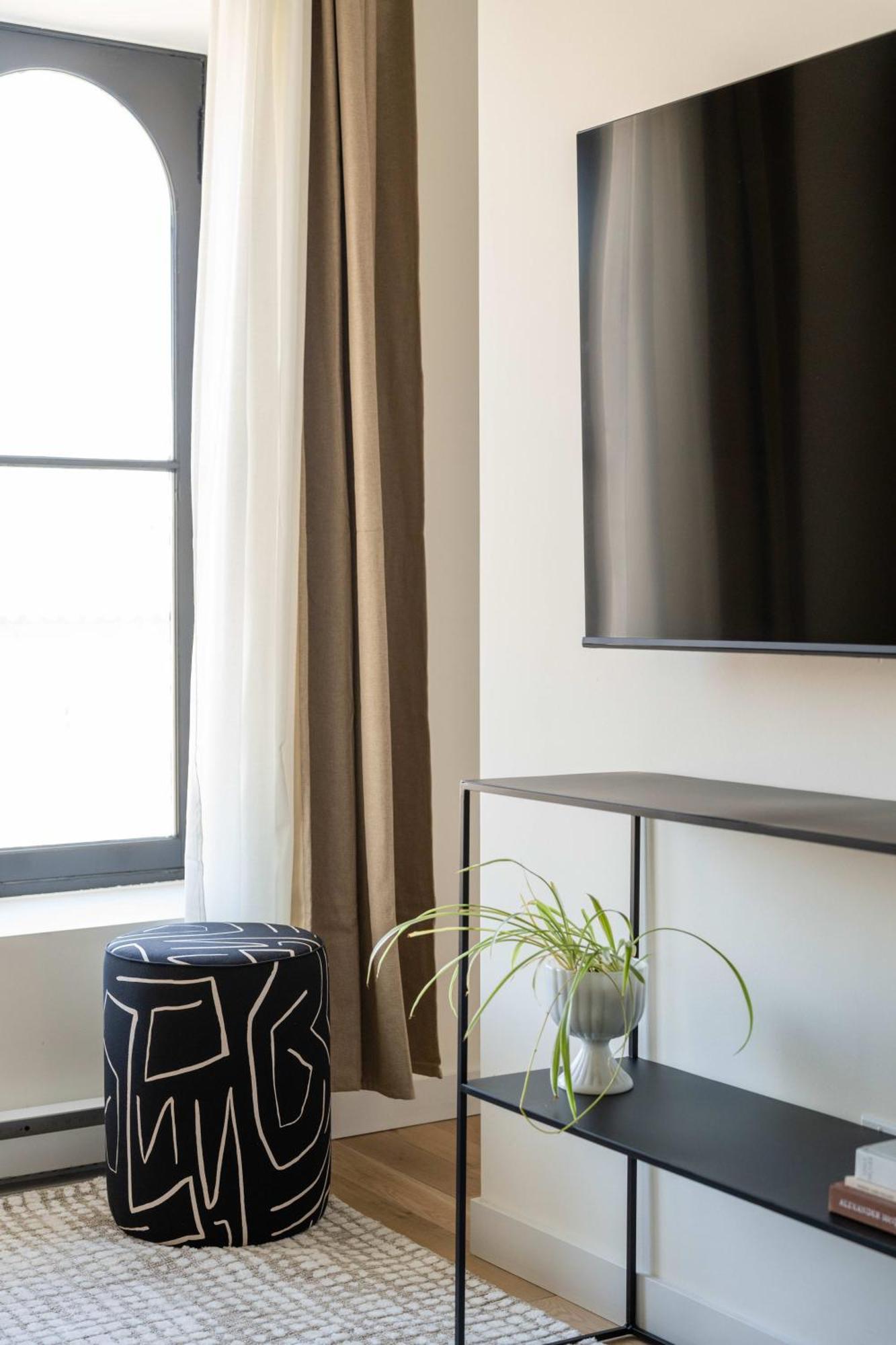 Maison Place Jacques-Cartier By Luxury In Transit มอนทรีอัล ภายนอก รูปภาพ